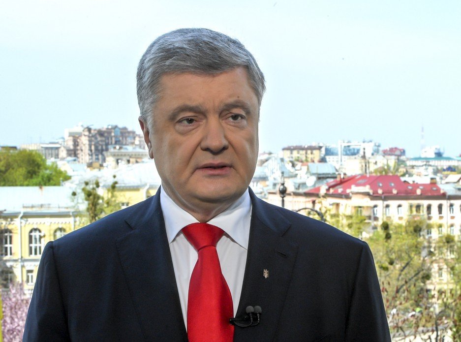 Порошенко поблагодарил русскоязычных украинцев за поддержку языкового закона