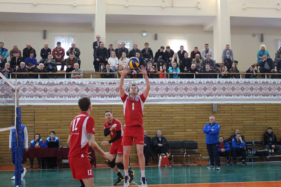 Харьковские волейболисты поборются за «бронзу»