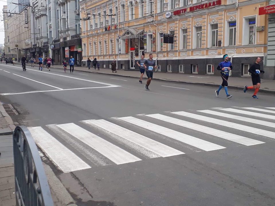 В Харькове стартовал международный марафон (фото)