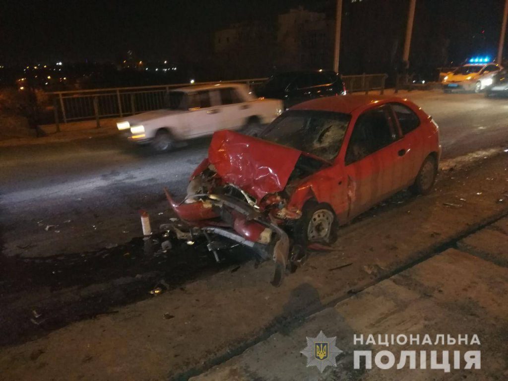 ДТП в Харькове: водитель погиб на месте (фото)