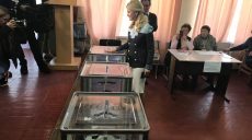 Губернатор Харківщини проголосувала за сильну країну (відео)