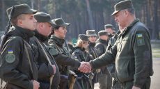Под Харьковом проходят сборы молодых лейтенантов Нацгвардии