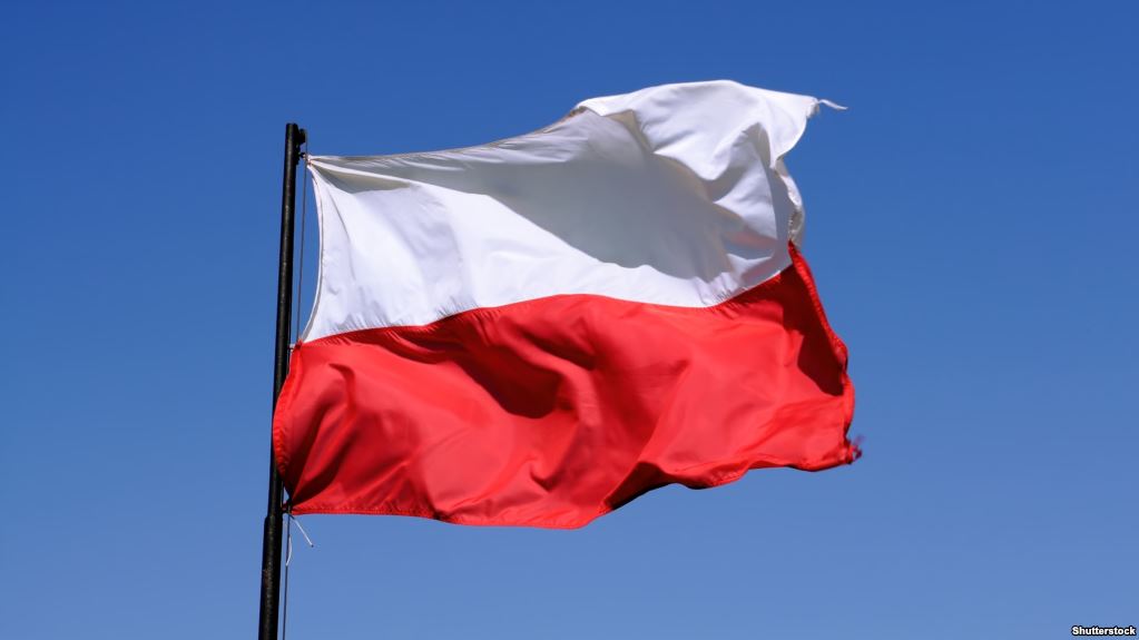 В Польше «взбунтовались» учителя: многие школы закрыты