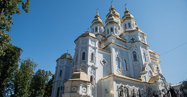 Где и когда святить пасхи в Харькове: список храмов