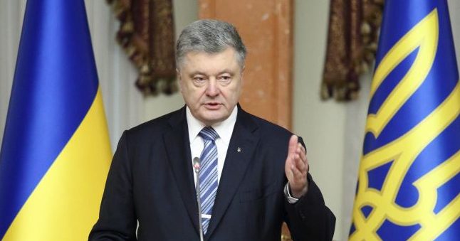 Порошенко записал видеообращение к украинцам