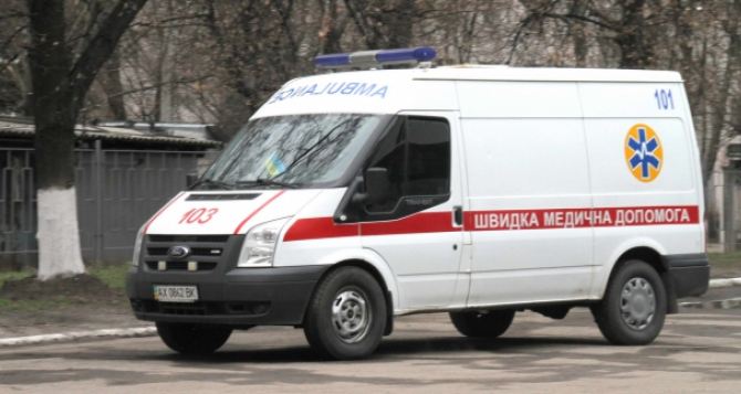 Под Харьковом пьяный мужчина избил медиков
