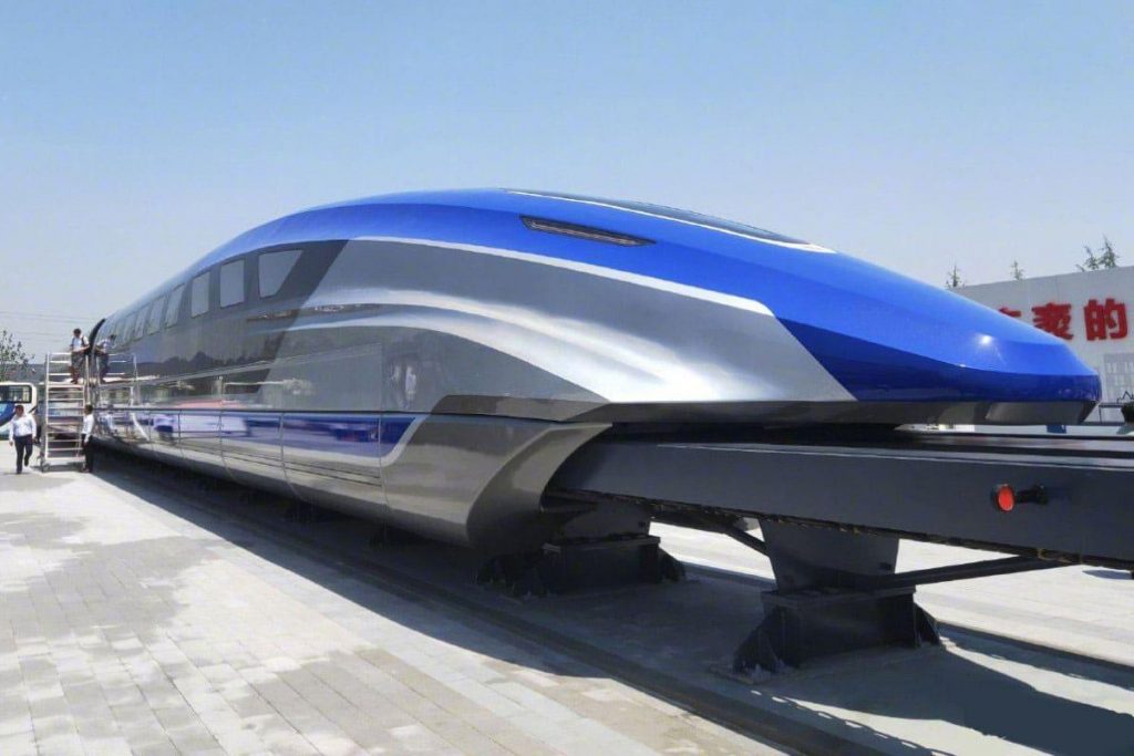 600 километров в час: в Китае показали самый быстрый поезд в мире (фото, видео)