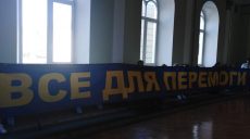 Харьковскому горсовету не удалось добиться сноса волонтерской палатки на площади Свободы