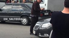 На Тракторостроителей Opel въехал в припаркованный ЗАЗ Forza (фото)