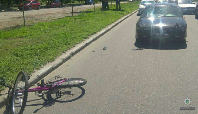 В Харькове пьяный велосипедист попал в ДТП