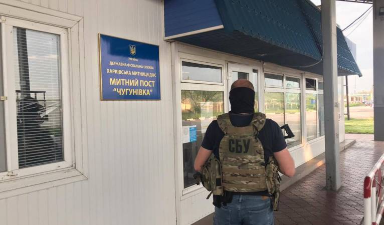 Харьковский пограничник подозревается в получении взяток от жителей т.н. ДНР-ЛНР