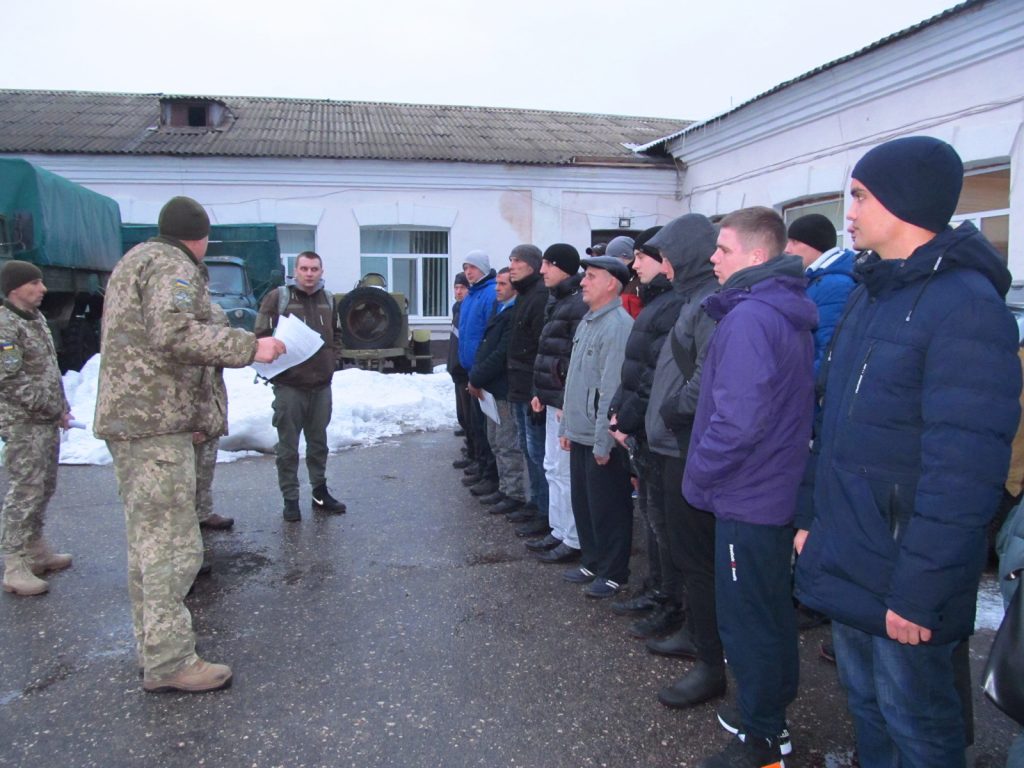 На Харьковщине продолжается отбор желающих служить в армии по контракту