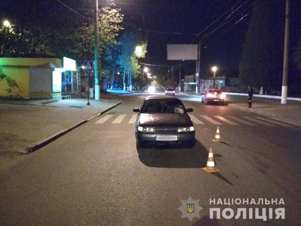 Легковушка сбила пешехода в Харькове: полиция ищет свидетелей