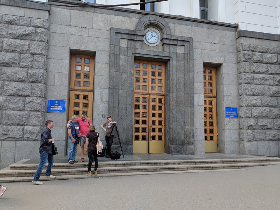 Вопрос о палатке на площади Свободы сегодня рассматриваться горисполкомом не будет — Сидоренко