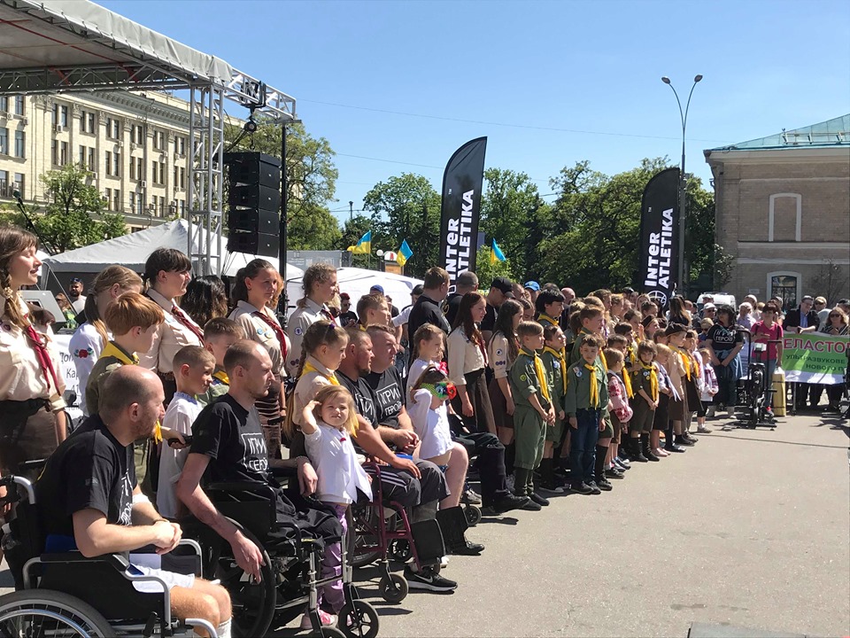 У Харкові відбулися всеукраїнські змагання з кросфіту «Ігри героїв» (відео)