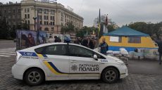Горсовет требует от активистов убрать палатку с площади Свободы