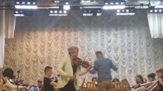 Харків’ян запрошують послухати симфонічний оркестр (відео)