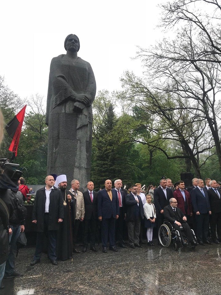 У Вятровича считают незаконным переименование проспекта в честь маршала Жукова