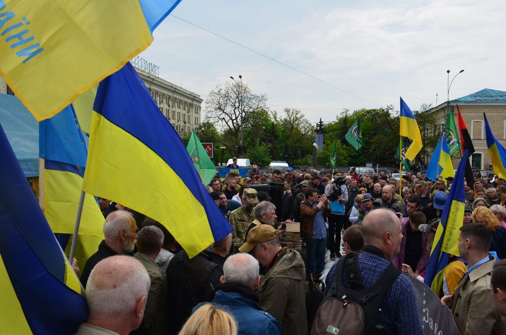 Вихідними у Харкові відбувся мітинг проти знесення волонтерського намету (відео)