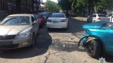 В Харькове столкнулись три иномарки (фото)