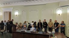 На заседание исполкома Харьковского горсовета пришли активисты (фото)