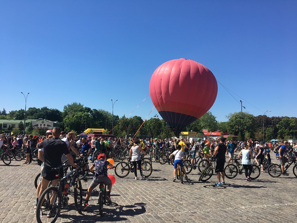 Тысячи велосипедов в центре города: в Харькове-велодень (фото)