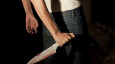 Ударила ножом в живот: в Харькове из-за ревности поскандалили женщины