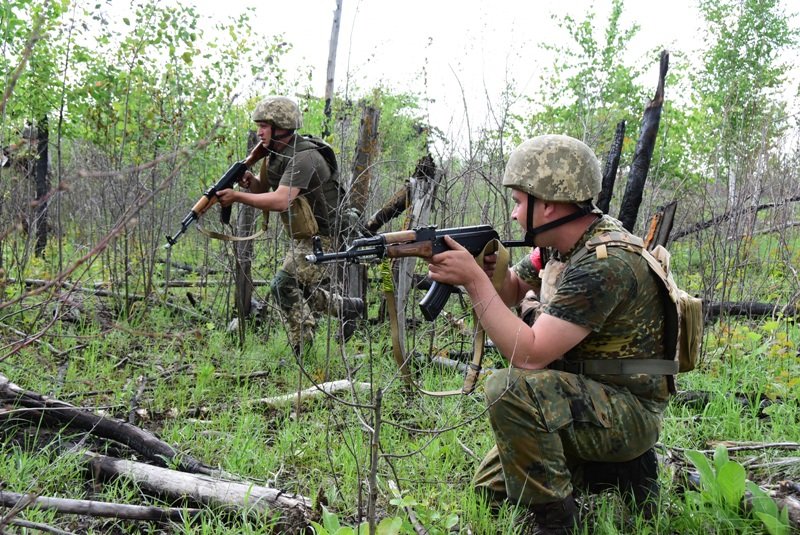 92 ОМБр приглашает школьников познакомиться с военным делом