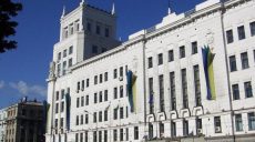 Палатка на пл. Свободы была установлена незаконно — горсовет