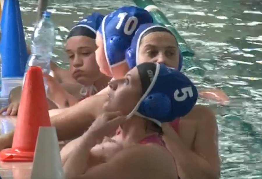 В басейні НТУ «ХПІ» триває фінальний тур жіночого чемпіонату України з водного поло (відео)