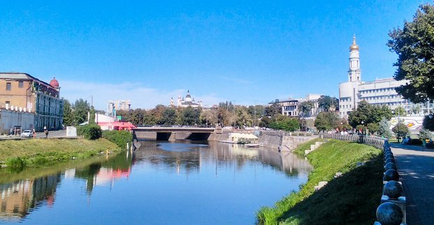 Погода в Харькове: жара и без осадков
