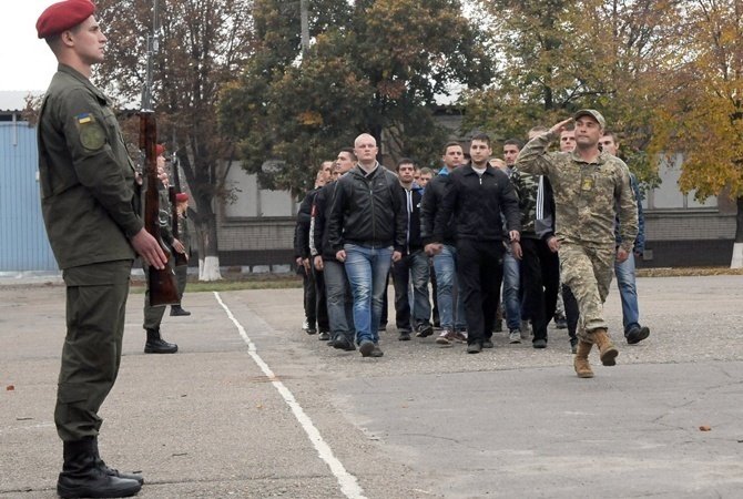На Харьковщине продолжается отбор молодежи в Национальную гвардию Украины