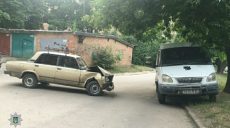 На Бучмы пьяный водитель устроил ДТП (фото)