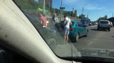 На Шевченко- тройное ДТП (фото)