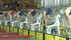 В Харькове завершился молодежный чемпионат Украины по плаванию
