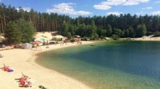 Медики не советуют отдыхать на некоторых пляжах Харькова