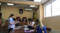 Суд присяжных и закрытое заседание: в Харькове прошло первое слушание по делу убийства 14-летней школьницы