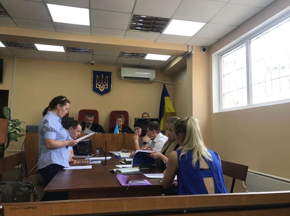 Суд присяжных и закрытое заседание: в Харькове прошло первое слушание по делу убийства 14-летней школьницы