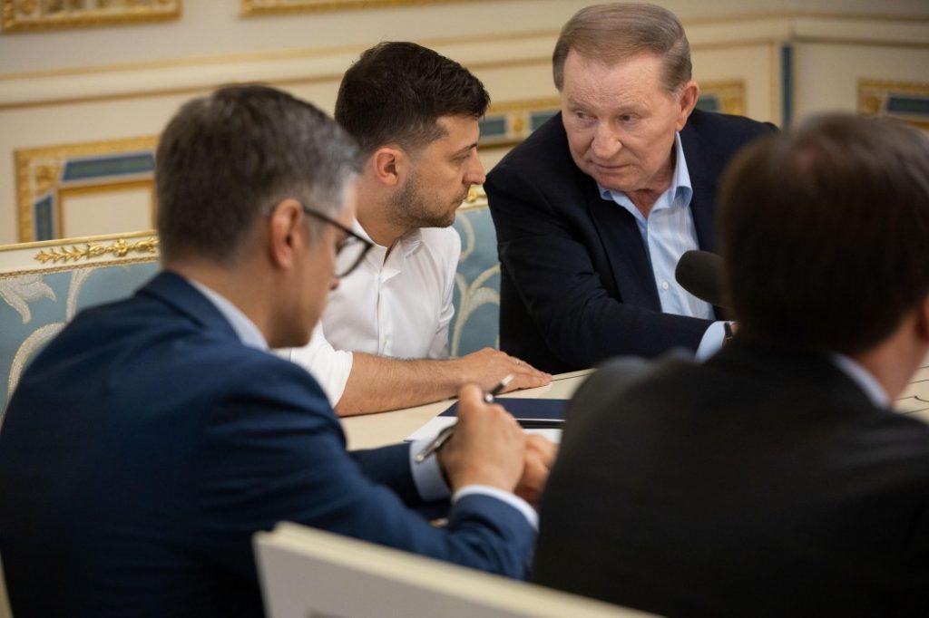 Кучма возглавил украинскую делегацию контактной группы по урегулированию ситуации на Донбассе