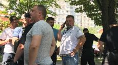 Активисты сорвали возложение цветов к снесенному бюсту Жукова (фоторепортаж)