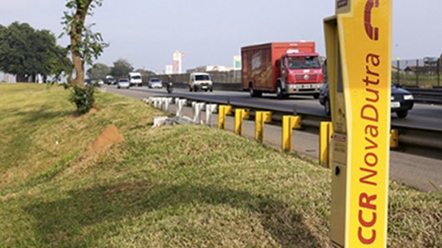 На дорогах Украины появятся станции экстренной связи