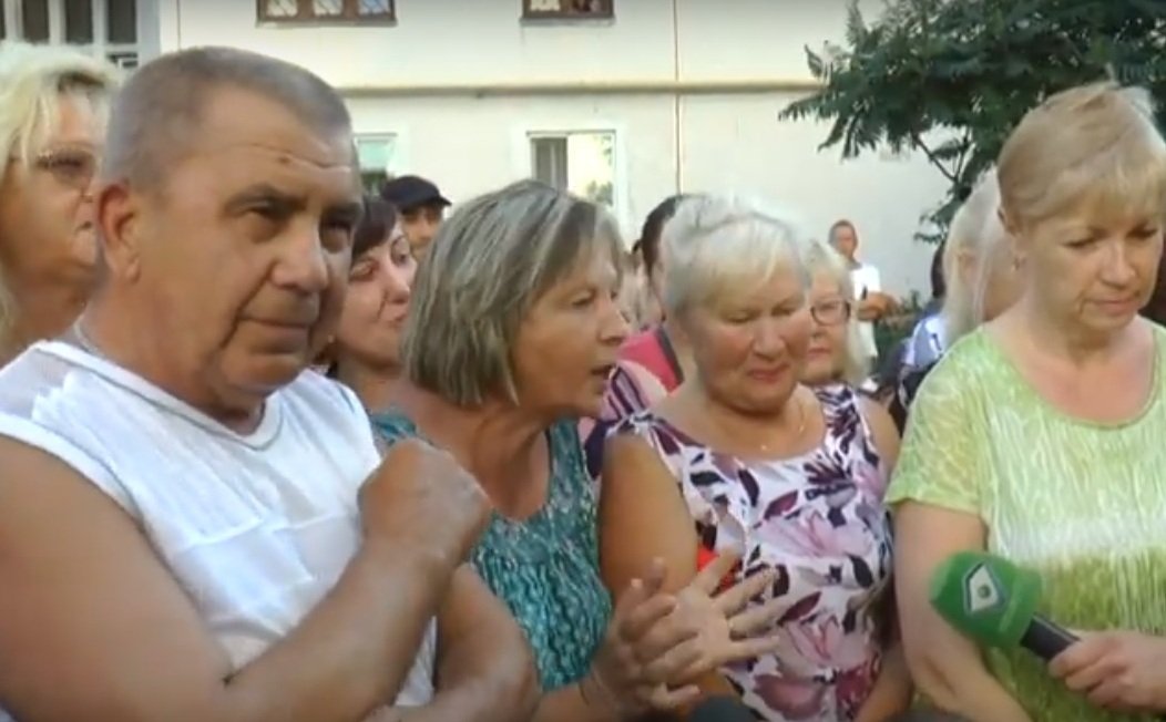 Мешканці Салтівки бідкаються на велику кількість так званих «розливайок» (відео)
