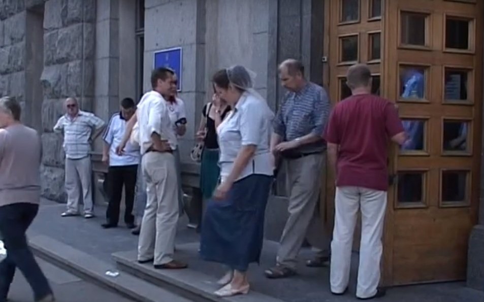 Харківські активісти будуть судитися за право ходити на сесії міськради (відео)
