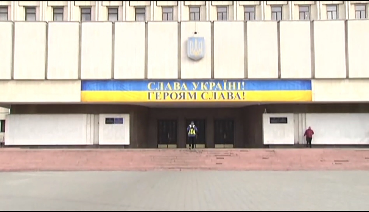 Передвиборча кампанія: на Харківщині зафіксовано 10 порушень (відео)