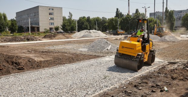 К учебному году в Харькове реконструируют стадионы в школах и детских садах