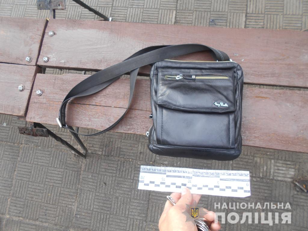 На Харьковщине ограбили невнимательного водителя