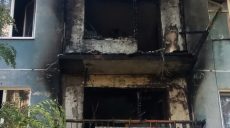 В Харькове при пожаре выгорели балконы сразу трех квартир в многоэтажке (фото)
