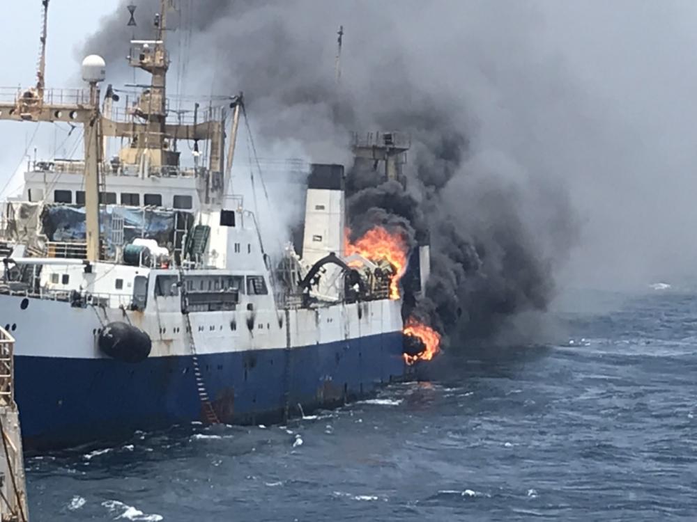 Возле Западной Африки загорелся украинский корабль