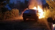 В Харькове по ночам продолжают гореть автомобили (фото)