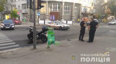 В центре Харькова столкнулись авто и мотоцикл (фото)